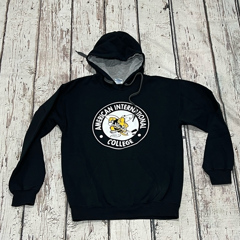 American International College Hockey Yellow Jackets Hoodie Sports Sweatshirt
